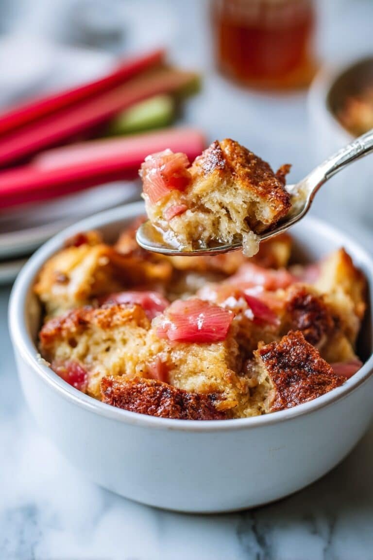Rhubarb Crumble Cheesecake Recipe